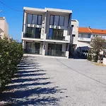 Sunny 4*