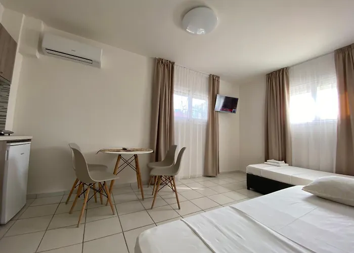 Hotel apartamentowy Sunny Potos