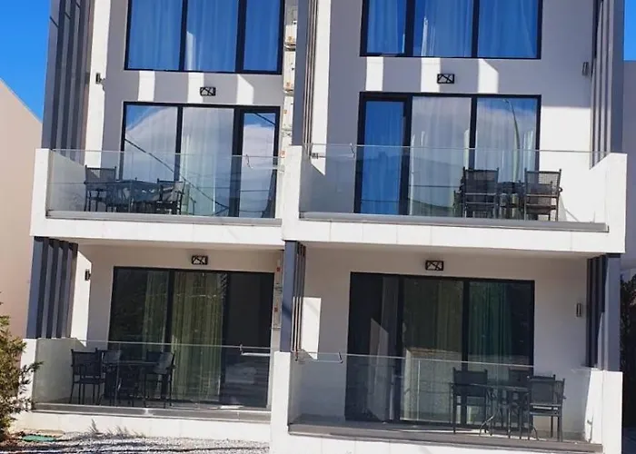 Hotel apartamentowy Sunny Potos